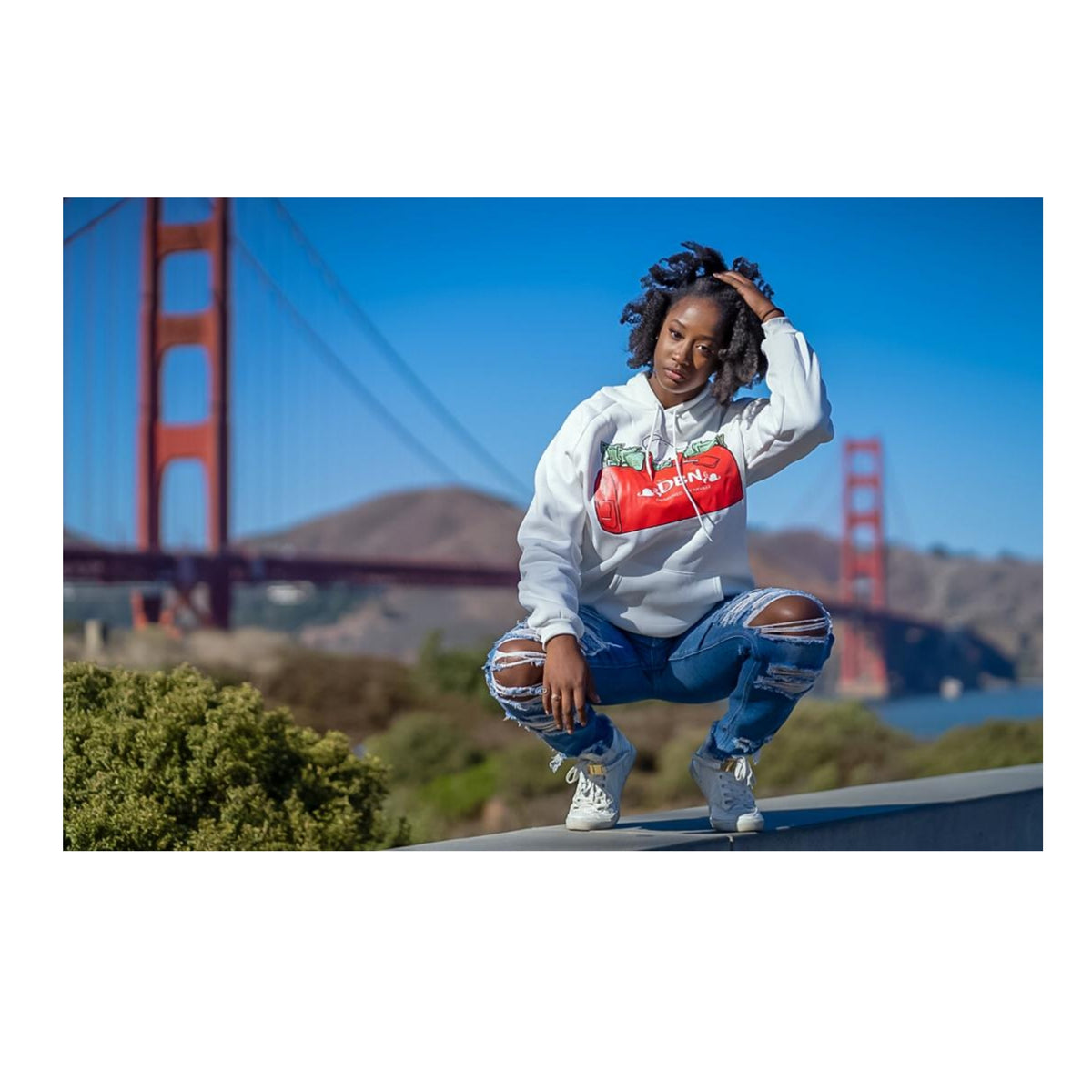 WHITE MAKING MONEY MOVES INSCRIPTION soft  hoodie